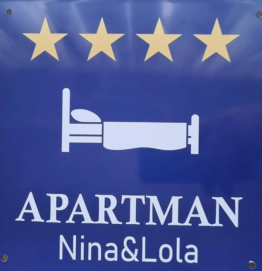 Nina & Lola 0*, Rijeka Croatia